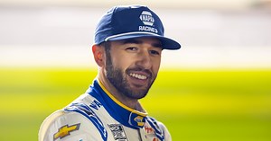Dawsonville Pool Room sounds si-reen after Chase Elliott wins at Martinsville