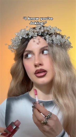 Do you know what a new color ? 😳