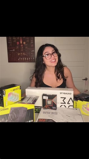 #unboxing my #pccomponents 🤩🎀✨🫶🏽🧚🏼‍♀️ #pcbuild #haul #gamergirl | pc