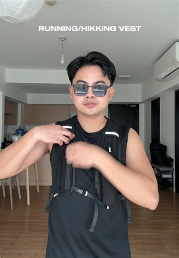 Lightweight Hydration Vest for Comfortable Running