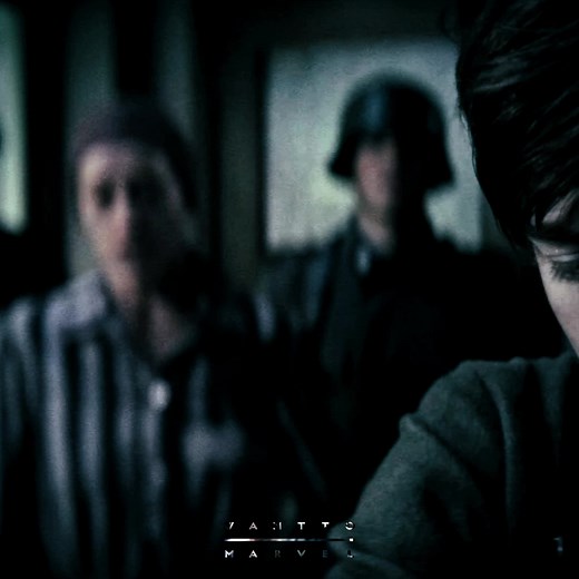 @superherotiger @lyhaep.scp scenes #marvel #xmen #magneto #eriklehnsherr #marveledit #xmenedit #magnetoedit #michaelfassbender