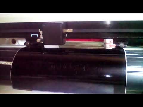 Refine eh721 vinyl cutter (10yrs old cutter), running with flexisign10
