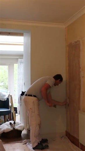 Renovation Hack: Clean filling for Effortless Sanding! #shorts