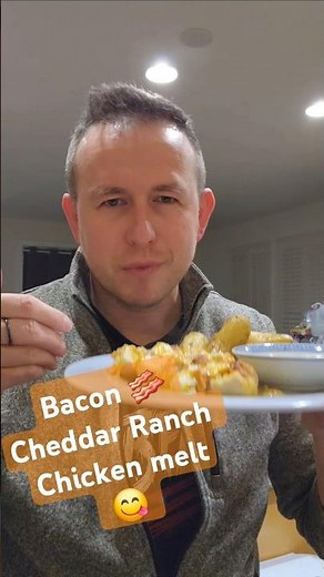 bacon 🥓 cheddar ranch 😋 chicken melt in smart oven Tovala