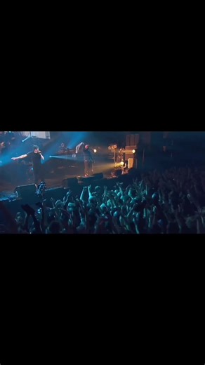 OrelSan - La Terre est ronde - Live Zenith de Paris 2012