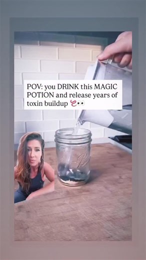 👀 Are you ready to detox yet?🪱🤢 This is not parasites but an example of what most people walk around with! Most people are walking around with 5-15 POUNDS of this mucoid plaque lining their intestines , a breeding ground for parasites, candida, and bacteria while BLOCKING your nutrient absorption. What you’re seeing is the literal embodiment of: Years of processed & mucus forming foods Toxic emotions you’ve suppressed Environmental toxins you’ve absorbed Biofilms that host parasites, bacteria