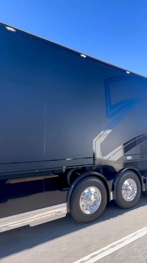 2nd Helpin Racing / Amos 379 Peterbilt on Reels