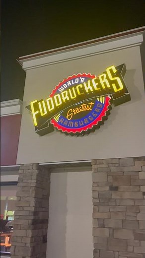 Fuddruckers Review! #food#foodreview#delicious