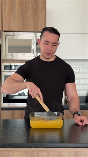 Gelatina de yogurt y mango con más de 15g de proteína #recetas #comidasaludable #recetassaludables