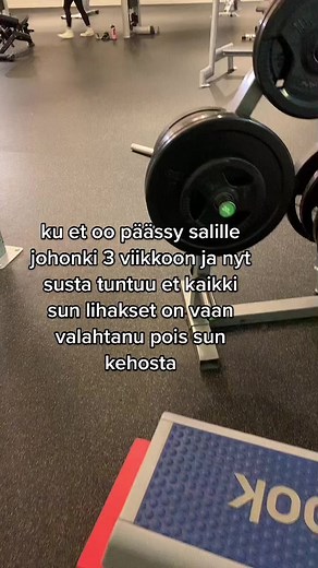 vituttaa mutta kyllä ne sieltä palautuu😩😌🤟🏼#foryou #foryoupage #fypシ #fyp #gym #gymtok #sali #vittu