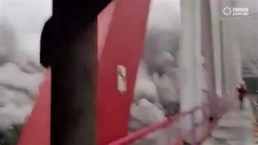 Chaos as volcano near Bali erupts