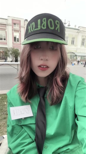 Cashier Gasa4 Cosplay in Roblox
