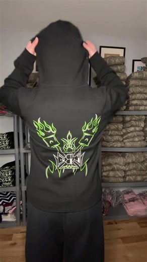 Hand drawn, screen printed, durability tested 😍 this bright green is POPPIN