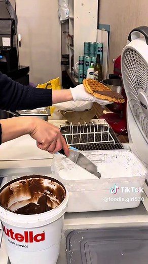 Delicious Chocolate Waffle with Fresh Cream Recipe