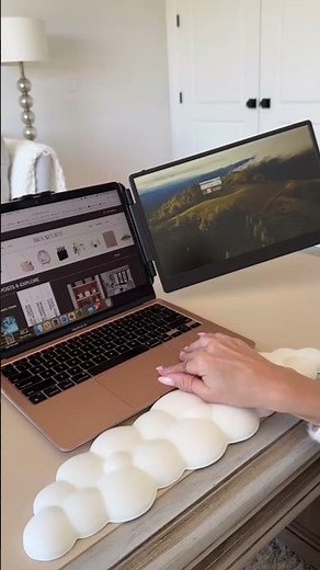 Transform your laptop into a powerful tri-screen workstation with 14-inch portable monitor extender.