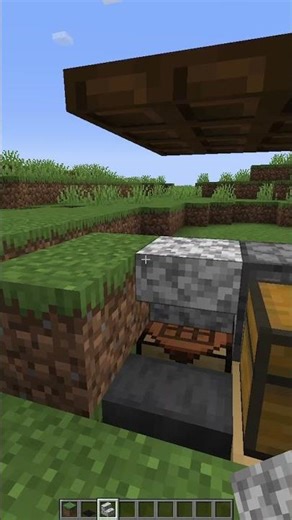 Minecraft Smart Door House Build! 🚪🏠 #minecraftshorts