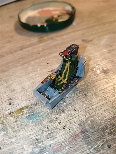 F8 E Crusader cockpit on it's Way....