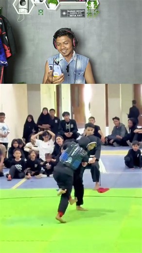 Salto ala Srikandi silat. #psht #pshtindonesia