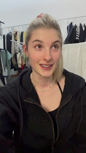 Das sollte natürlich nicht passieren. Falls doch, hilft aber deine Privat-Haftpflichtversicherung! #LernenMitTikTok #CosmosDirekt #VersicherungsWissen #fyp #privathaftpflichtversicherung
