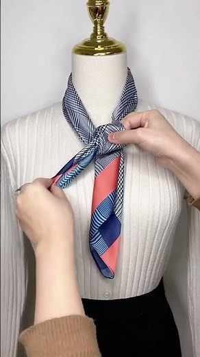 How to Tie a Silk Scarf Like a Fashion Pro!