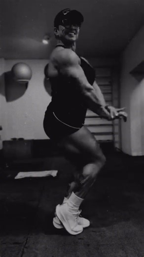 Hardcore FBB Spotlight 🔥 IFBB Pro Barbara Moojen #WomensBodybuilding #TripleODynasty