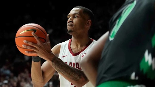 Alabama basketball guard suffers injury scare early in game vs. St. John’s