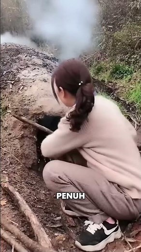 This Is the Unique Process of Making Charcoal in the Village!