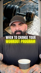 When to switch your program: 🚨 1️⃣ You’ve hit a plateau 2️⃣ You’re not recovering 3️⃣ You’ve outgrown it. Watch the full breakdown! 💪 #FitnessMotivation #TrainingPlan | Fission Fusion Fitness