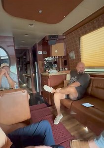 A little bus singalong! | Wilson Fairchild