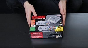 UNBOXING - SNES Classic Mini : déballage vidéo de la petite console de Nintendo