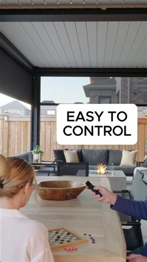 Pergola with Privacy Screens – Transform Your Backyard!