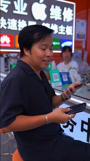 iPhone Crack Back Panel Change Cost 2025 | Apple Service vs Local Repair | iPhone Back Glass Price