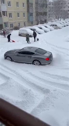 This is what happens when a fancy car meets a serious snow day. Looks like money can't always buy traction! 500M views in 30 days. 📈 I didn't just get lucky - I used a specific strategy that most creators ignore. Check out Bunny Honey Club AI🤫