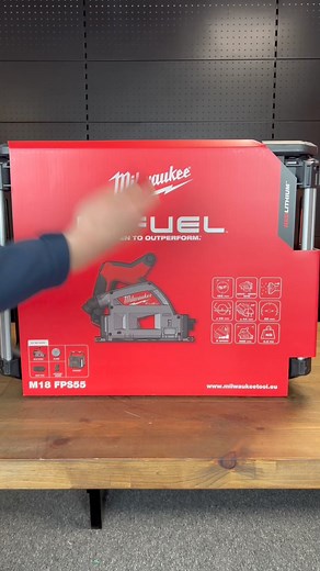 2.7K reactions · 78 shares | M18 FUEL™ Plunge Saw features a 6 speed setting, a depth adjustment with two scales and a bevel adjustment which has stops at 22.5°, 45°and 48° #ukplanettools #milwaukee #milwaukeetools #powertools #plungesaw #woodworking #toolsofthetrade | UK Planet Tools | Facebook