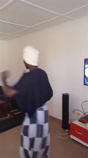 #CONSOMMONS_LA_MUSIQUE_GBAN_GAGOU Nadège Taki dans L'histoire des GAGOU sous la vraie appellation Gban. Marc Yao le Gagou communication 07 78 82 38 55 #je_nai_aucun_droit_sur_la_musique JE N'AI AUCUN DROIT SUR LA MUSIQUE | Marc Yao le Gagou