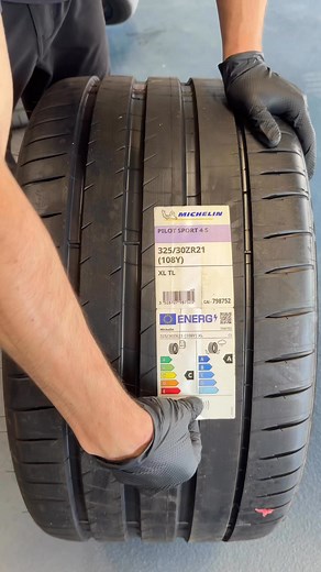 Premium services for prestige cars #anvelopero# #PremiumQuality #wheels #tireservice #tireshop #howto #DidYouKnow | Anvelope.ro