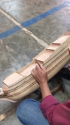 Handcrafted Artistry in Model Ship Building