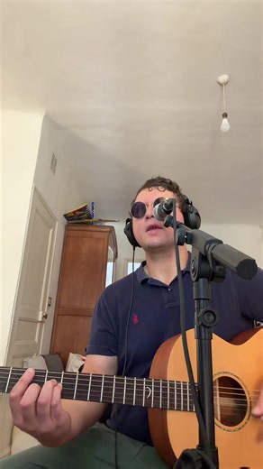 🎸 Back After the Break — Beady Eye Cover One of Beady Eye’s most underrated songs, performed with just voice and acoustic guitar. Hope you enjoy my acoustic version. ✨ #BackAfterTheBreak #BeadyEye #LiamGallagher #AcousticCover #britpop