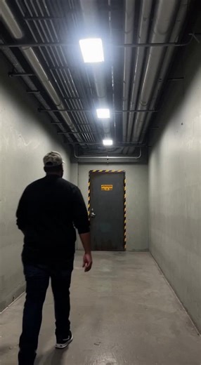 You absolutely HAVE to see what happens when he opens this mysterious door! An epic explosion, a dramatic fall, and the most unexpected reaction ever. This AI-generated video is blowing minds and showing off Sora's incredible power. Get ready for a shocking twist! #SoraAI #AIGenerated #ViralVideo #Explosion