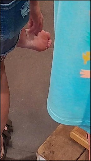 Candid Ladies Pretty Feet Part 22