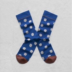 Snowy socks for her daily winter adventures, the perfect gif! Discover all our styles at http://bit.ly/bonnemaisonss16 | The Natural Shoe Store