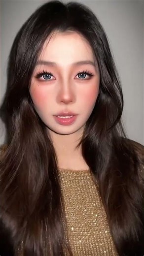 Zero-follower blogger learned to change makeup for the first time.#Unexpected transformati