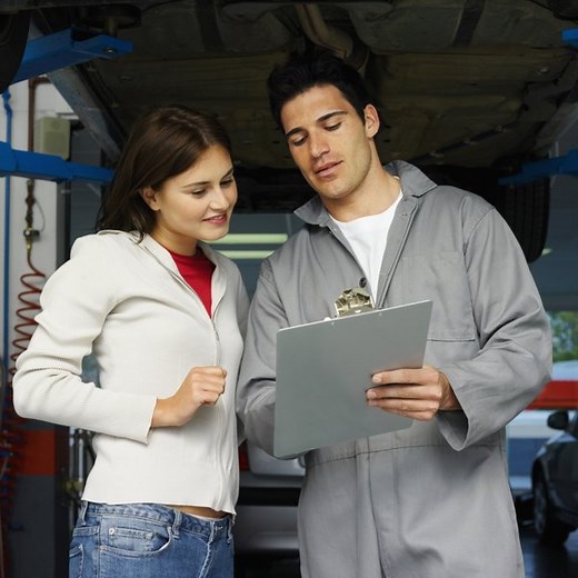 What Is a Service Writer?