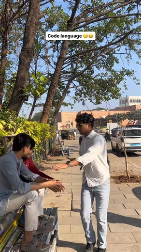 faisal.shaikh | Code language kis kisko aati hai ye wali 😂 #explore #foryou #viral #trap #meme | Instagram