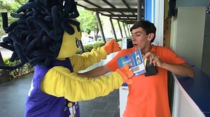 142K views · 531 reactions | ¿Sos un Jumper fiebre? Aprovechá nuestro #InfinityPass con el cual podrás saltar cualquier día, a cualquier hora y el tiempo que querás. Podés adquirirlo en cualquiera de nuestros #TerritoriosJump o al 4000-JUMP (5867). | Jump Center Costa Rica | Facebook