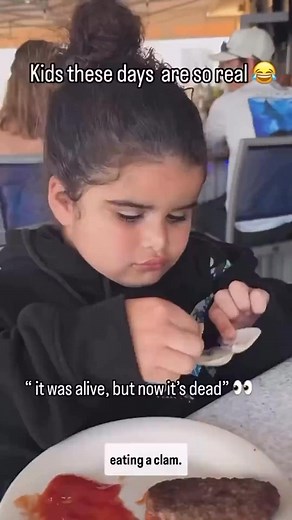 7.7K views · 64 reactions | Eating some clams 藍#foodie #food #seafood #clams #yum #fyp #likeforlikes #kids | Aria_johnson_official | Facebook