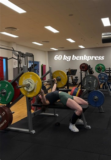 Mastering the 60 kg Bench Press Technique