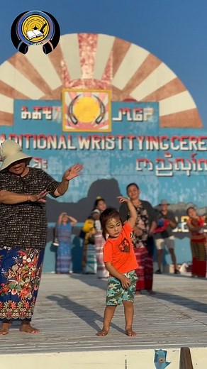 Our new generation dancer? 😄 This little one couldn’t resist jumping on stage and showing off his moves! 🕺 It was so heartwarming to see the pure joy and love for the dance. Moments like these remind us why we celebrate our culture—across all generations! #KarenCulture #JoyfulMoments #WristTyingCeremony #CommunitySpirit #KCOM #Heartwarming #babydance | Karen Culture Organization of Minnesota
