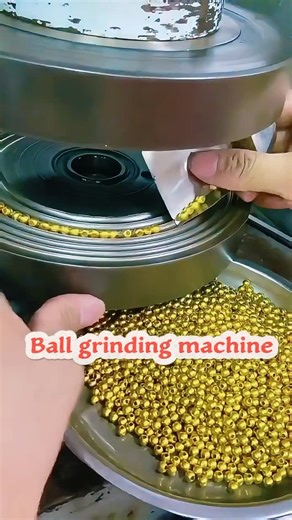 Intelligence Hua Xin on Instagram: "Bead grinding machine 💍🏭#jewelry #machine #factory"