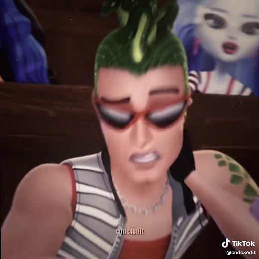 Best Couple Moments in Monster High: Cleo and Deuce